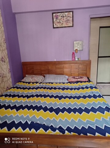 Bedroom in 2 BHK Apartment at Shashwat CHS Airoli, Airoli Sector 8a – for Rent