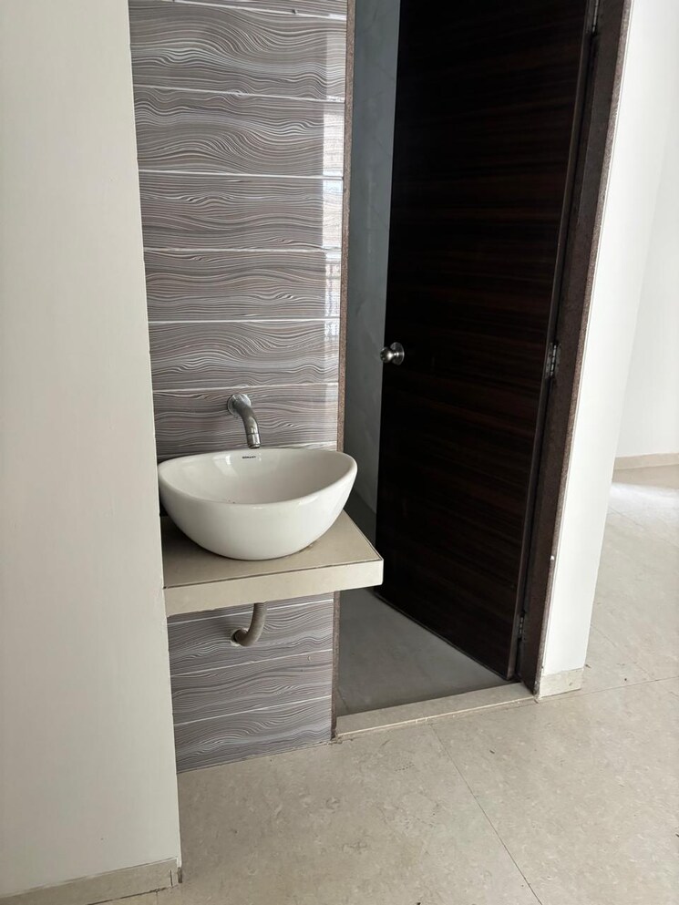 Bathroom, chamunda-kesar-paradise 2 Bedroom 1220 Sq.Ft. Apartment In Seawoods Navi Mumbai 7879493