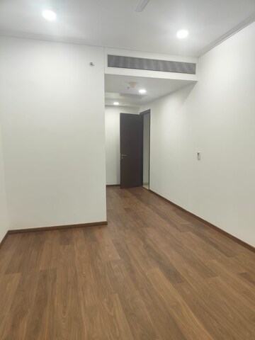 Room in 3 BHK Apartment at Bombay Realty Island City Center, Dadar East – for Rent