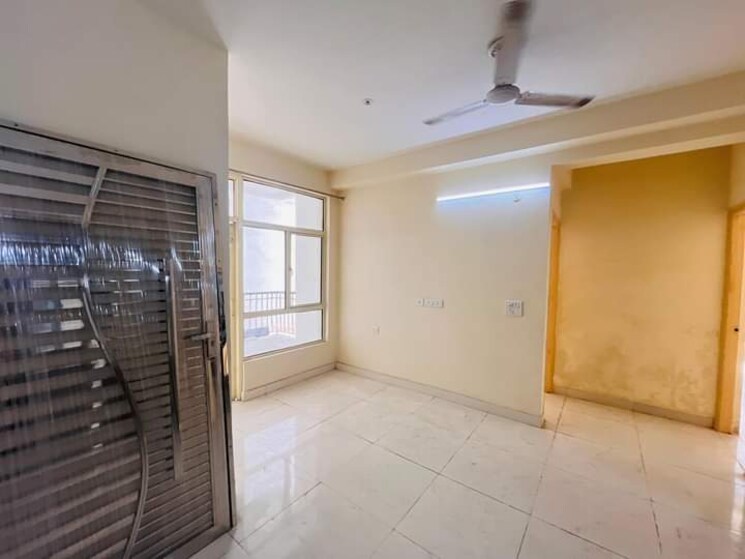 Room, gaur-city-2-14th-avenue 3 Bedroom 1160 Sq.Ft. Apartment In Sector 16c Greater Noida Greater Noida 7879692