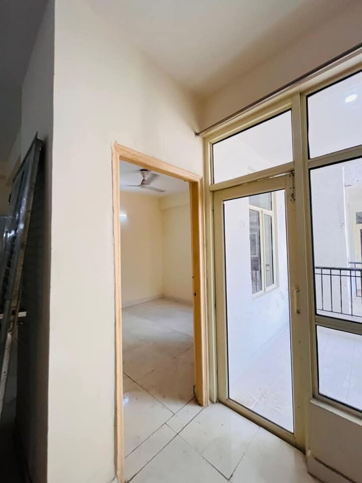 Room, gaur-city-2-14th-avenue 3 Bedroom 1160 Sq.Ft. Apartment In Sector 16c Greater Noida Greater Noida 7879692