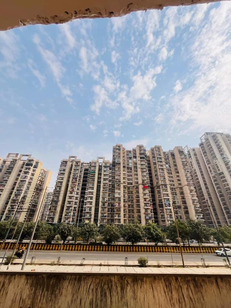 Exterior View, gaur-city-2-14th-avenue 3 Bedroom 1160 Sq.Ft. Apartment In Sector 16c Greater Noida Greater Noida 7879692