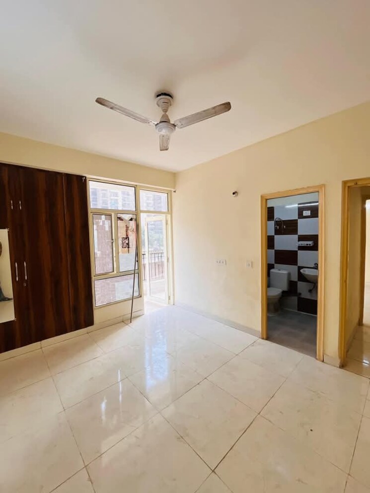 Room, gaur-city-2-14th-avenue 3 Bedroom 1160 Sq.Ft. Apartment In Sector 16c Greater Noida Greater Noida 7879692