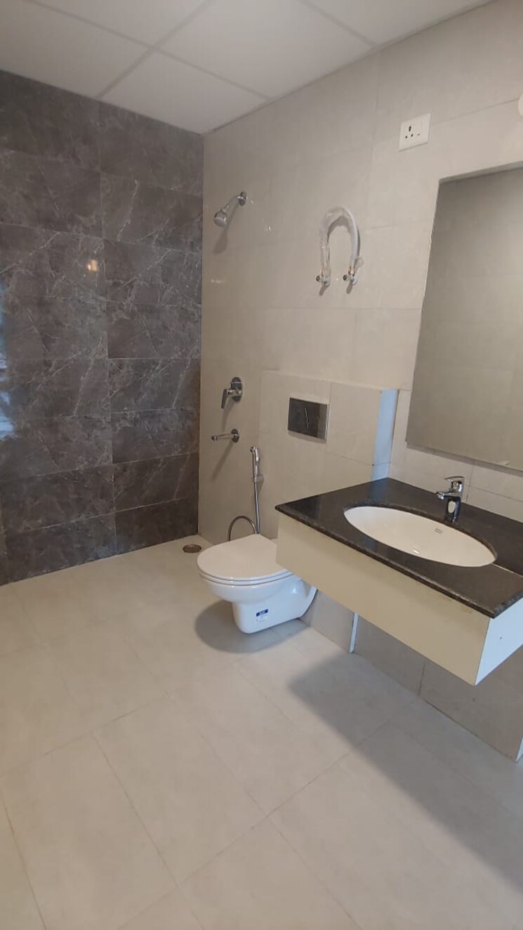 Attached Bathroom, ambika-florence-park 3 Bedroom 2155 Sq.Ft. Apartment In North Mullanpur Chandigarh 7879782