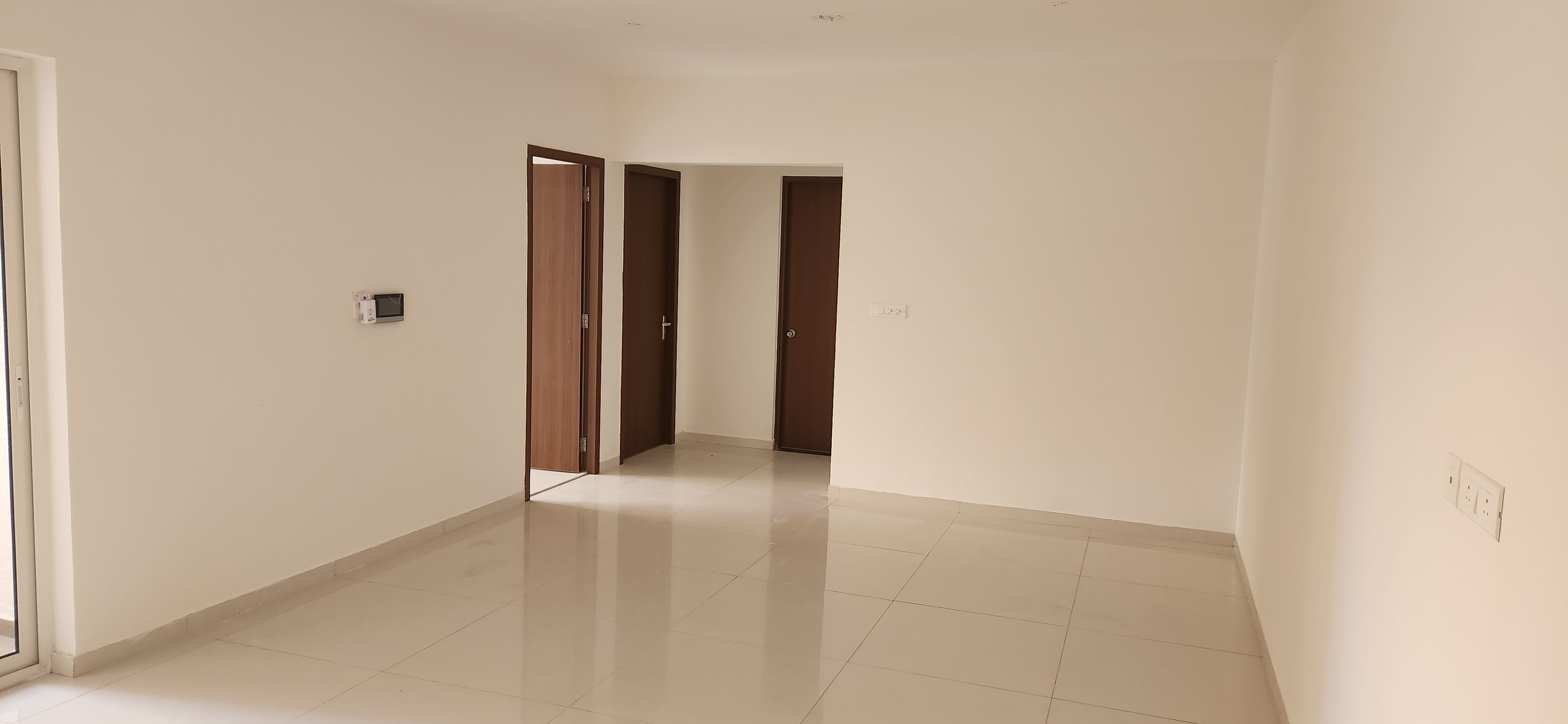 2.5 BHK + Study Room Apartment For Sale in SS The Leaf