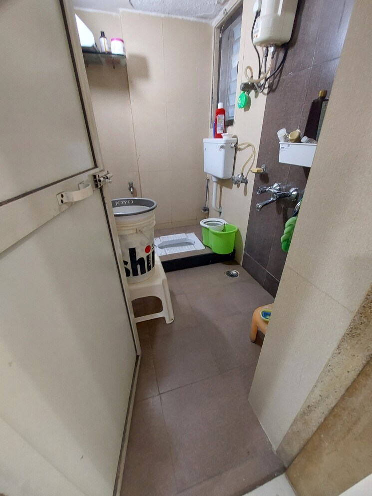 Bathroom, kanakia-apartments 1 Bedroom 400 Sq.Ft. Apartment In Mira Road Thane 7879932