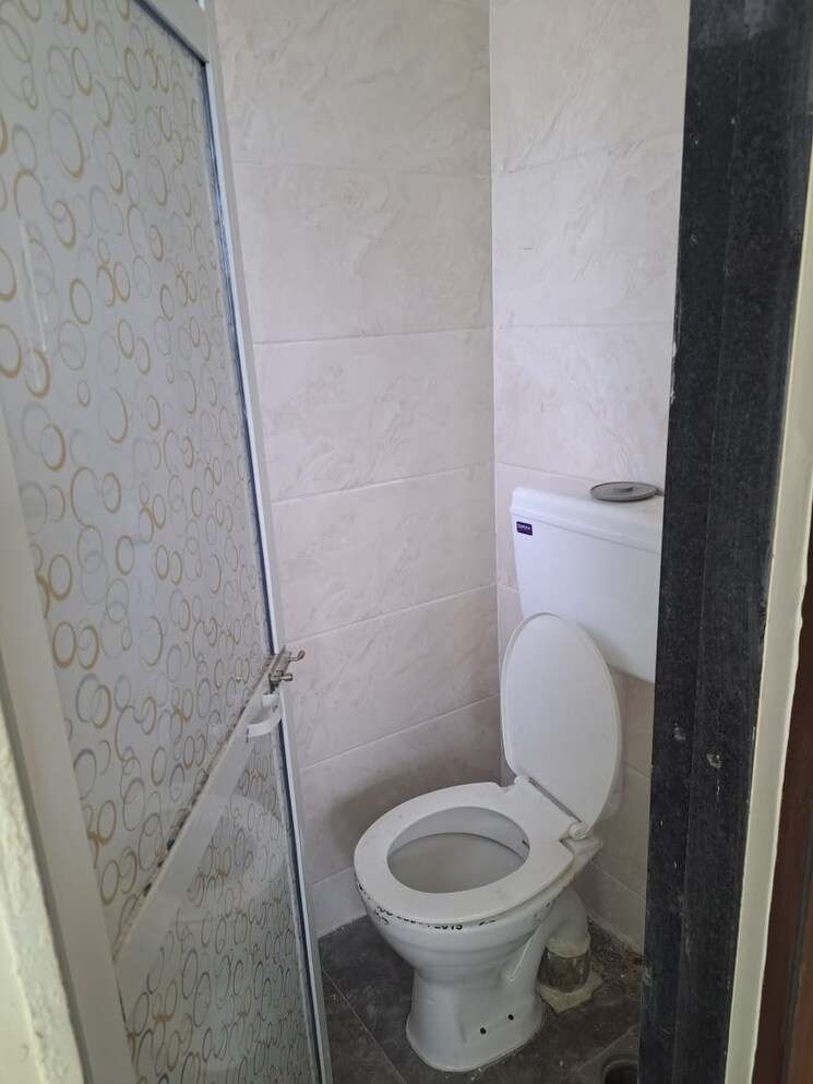 Bathroom, metro-residency-kharghar 2 Bedroom 750 Sq.Ft. Builder Floor In Kharghar Sector 35d Navi Mumbai 7879894