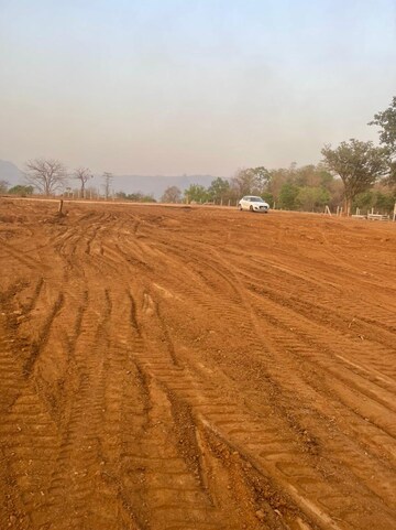  Plot For Sale in Sector 105