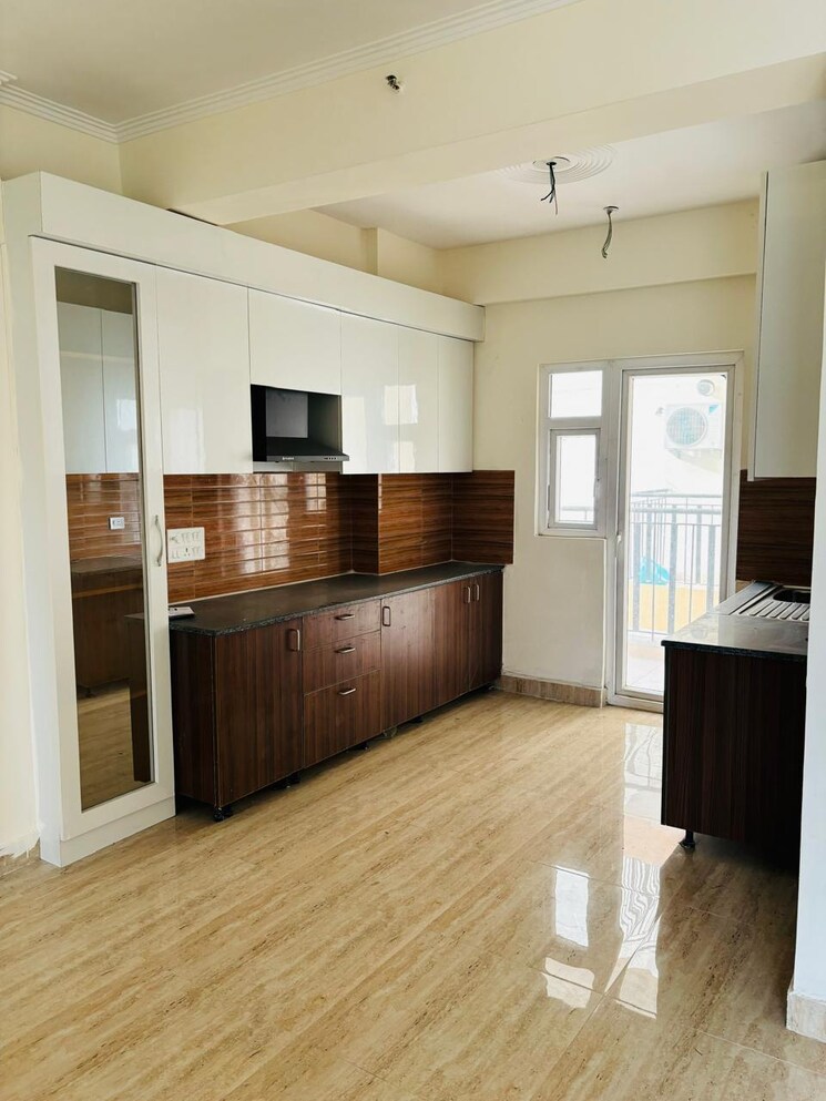 Kitchen, amrapali-centurian-park 3.5 Bedroom 1700 Sq.Ft. Apartment In Tech Zone 4 Greater Noida Greater Noida 7879974