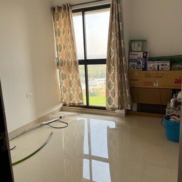 Room in 2 BHK Apartment at Lodha Palava Marvella A H, Dombivli East – for Rent
