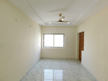 Room in 3 BHK Builder Floor at Kondapur – for Rent