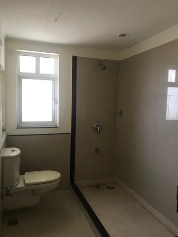 Bathroom in 4 BHK Apartment at DLF The Summit, Dlf Phase V – for Rent
