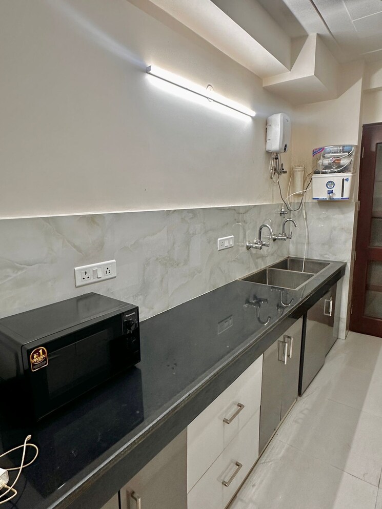 Kitchen, ansal-sushant-lok-i 3 Bedroom 1800 Sq.Ft. Builder Floor In Sector 43 Gurgaon 7880155