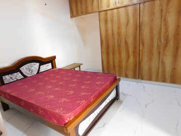 Master Bedroom in 2 BHK Builder Floor at Kondapur – for Rent
