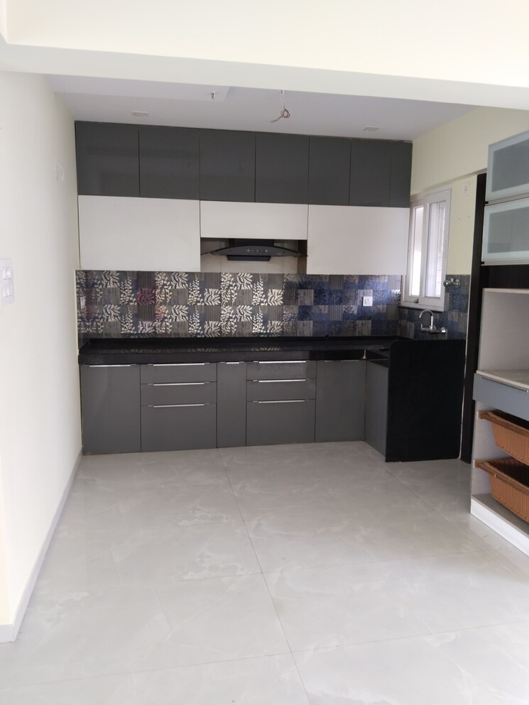 Kitchen, dwarka sector 16 3 Bedroom 115 Sq.Yd. Builder Floor In Dwarka Sector 16 Delhi 7880282