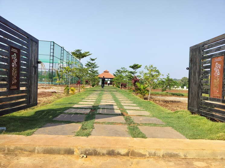 Garden, sangareddy  165 Sq.Yd. Plot In Sangareddy Hyderabad 7880266