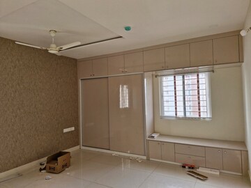 Room in 3 BHK Apartment at Prestige Tranquil, Kokapet – for Rent