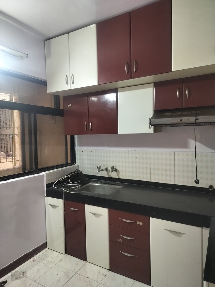 Kitchen, magarpatta-daffodils-apartment 2 Bedroom 1000 Sq.Ft. Apartment In Hadapsar Pune 7880332