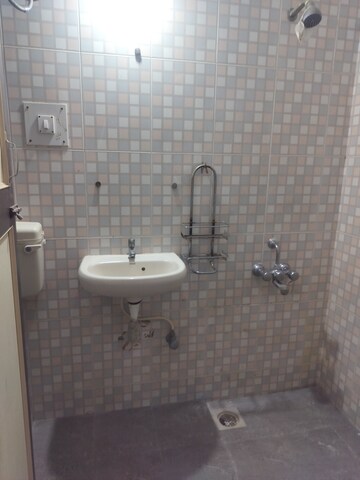 Bathroom in 2 BHK Apartment at Magarpatta Daffodils Apartment, Hadapsar – for Rent