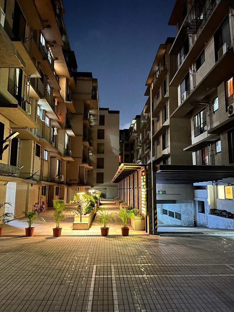 Master Bedroom, fortune-florence 3 Bedroom 1326 Sq.Ft. Apartment In Borivali East Mumbai 7880328