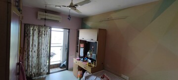 Master Bedroom in 2.5 BHK Apartment at Hubtown Hill Crest, Andheri East – for Rent
