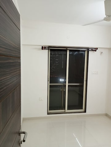 2 BHK Apartment For Rent in Sahajanand Athena Goregaon West Mumbai  7880397