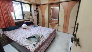 Bedroom in 2 BHK Apartment at Nerul – for Sale