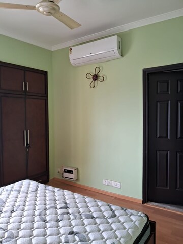 Master Bedroom in 3 BHK Apartment at Unitech Fresco, Sector 50 – for Rent