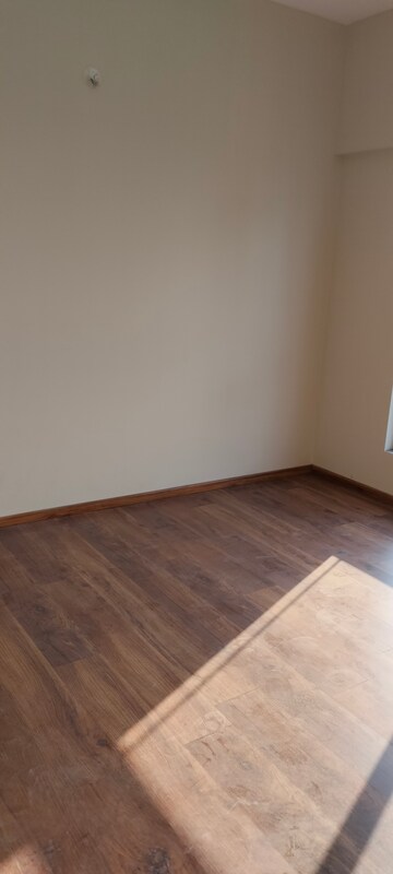 3 BHK Apartment For Rent in Shapoorji Pallonji Epsilon, Kandivali East