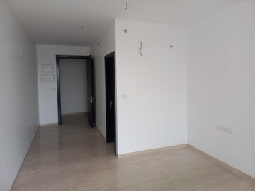 Room in 3 BHK Apartment at SD Alpine, Kandivali East – for Rent