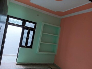Room in 4 BHK Independent House at Balaganj – for Sale