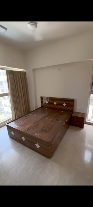 Bedroom in 2 BHK Apartment at Parel – for Rent