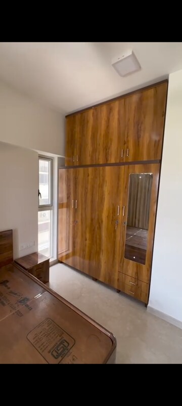Furnished Amenities in 2 BHK Apartment at Parel – for Rent
