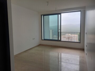 Room in 2 BHK Apartment at SD Alpine, Kandivali East – for Rent