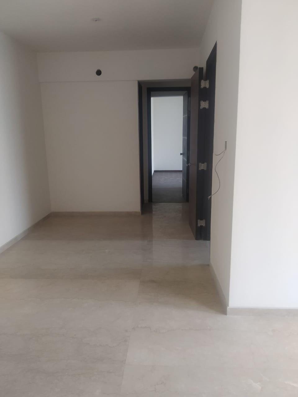 2 BHK Apartment For Rent in Shapoorji Pallonji Alpine Kandivali East Mumbai  7880541