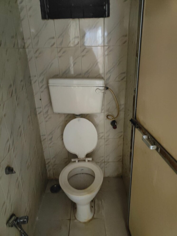 Bathroom, anmol-chs-sanpada 1 Bedroom 500 Sq.Ft. Apartment In Sanpada Sector 1 Navi Mumbai 7880572