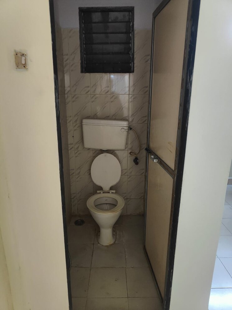 Bathroom, anmol-chs-sanpada 1 Bedroom 500 Sq.Ft. Apartment In Sanpada Sector 1 Navi Mumbai 7880572