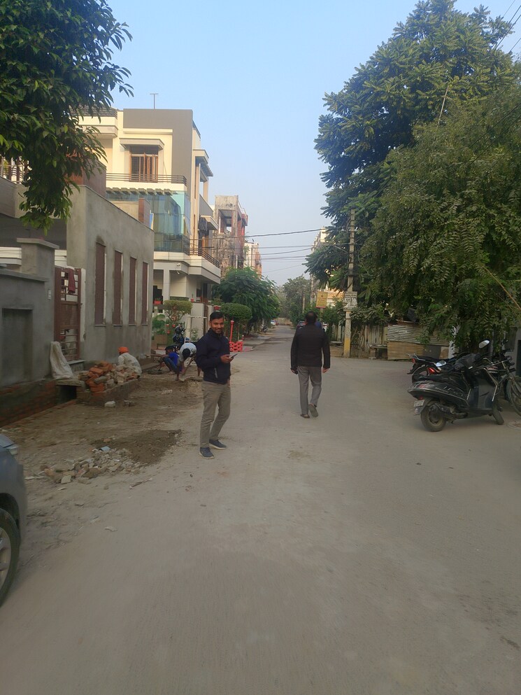 Exterior View, gomti nagar  2100 Sq.Yd. Plot In Gomti Nagar Lucknow 7880637