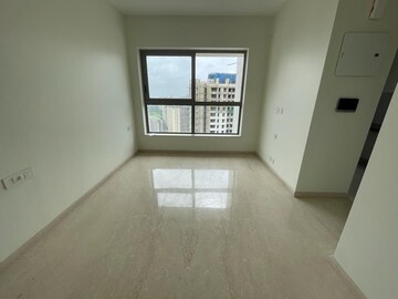 Living Room in 2 BHK Apartment at Kalpataru Paramount, Kapur Bawdi – for Rent