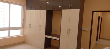 Furnished Amenities in 3 BHK Apartment at Aurobindo Kohinoor, Serilingampally – for Rent