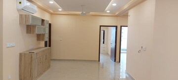Room in 3 BHK Apartment at Aurobindo Kohinoor, Serilingampally – for Rent