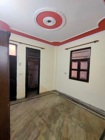 Room in 2 BHK Builder Floor at Uttam Nagar – for Rent