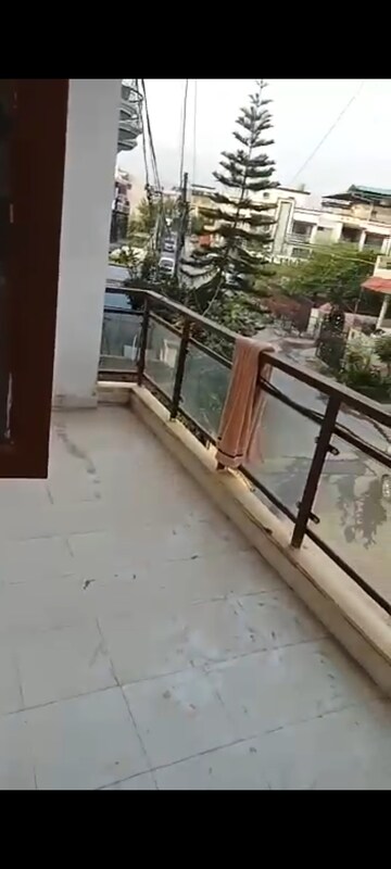 Balcony in 3 BHK Builder Floor at JakhaN-Rajpur Road – for Rent