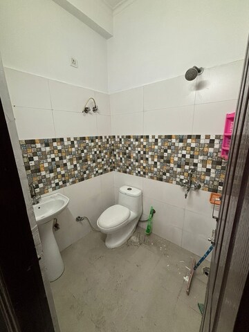 Bathroom in 2 BHK Builder Floor at Parakh Homes, Gyan Khand I – for Sale