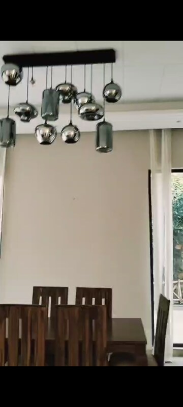 Room in 5 BHK Villa at Chattarpur – for Sale
