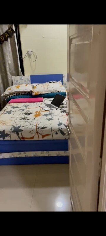 Bedroom in 2 BHK Apartment at Chembur – for Rent