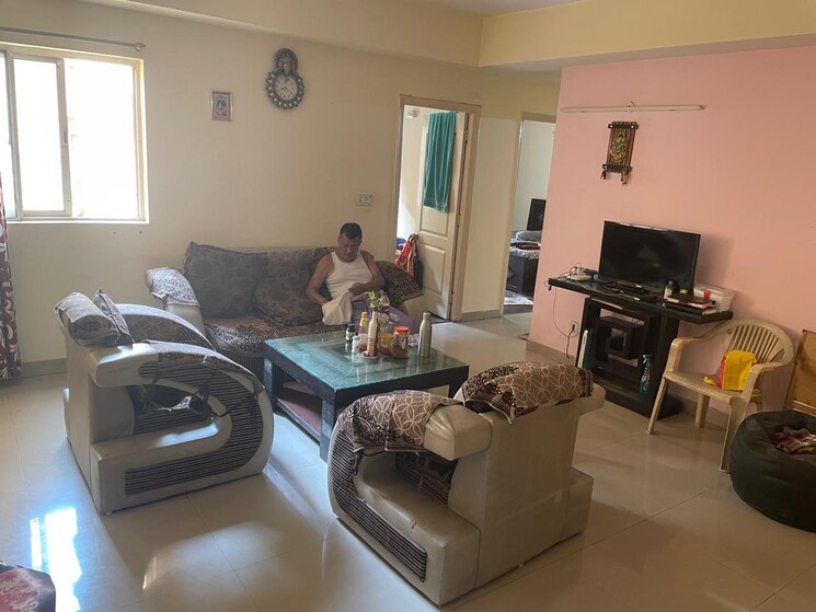 Living Room, paras-tierea 3 Bedroom 1330 Sq.Ft. Apartment In Sector 137 Noida 7880894