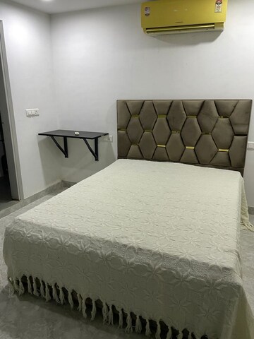 Bedroom in 1 RK Builder Floor at Vasant Kunj – for Rent