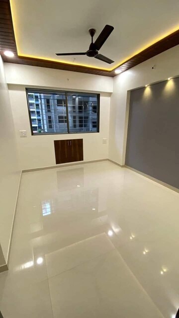 Master Bedroom in 2 BHK Apartment at Bredco Viceroy Court, Kandivali East – for Rent