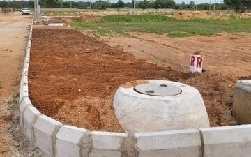 Plot For Sale in Nadergul